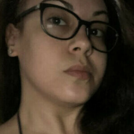 ブロンドの足のオンリーファンズ 美しい裸 写真