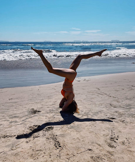 onlyviv4u 裸のポルノスター 画像