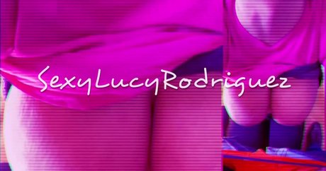 sexylucyrodriguez アダルトモデル 写真