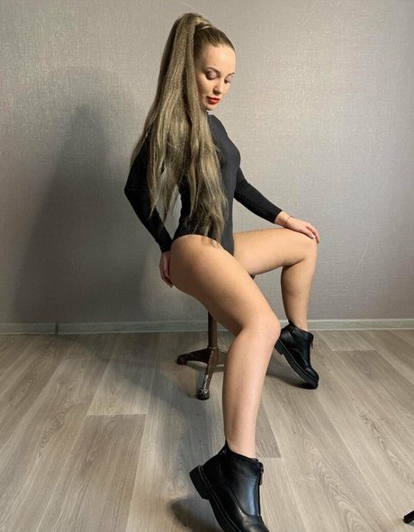 ポーグエボニーオンリーファンズ 無料セクシー 写真