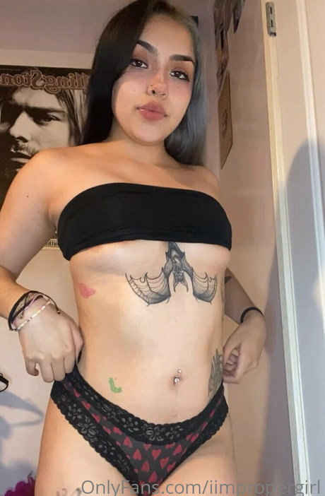 iimpropergirl トップポルノスター 写真