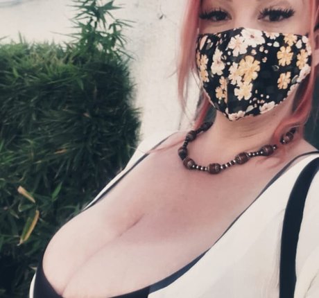 成熟した黒人女性オンリーファンズ 無料ヌード 写真