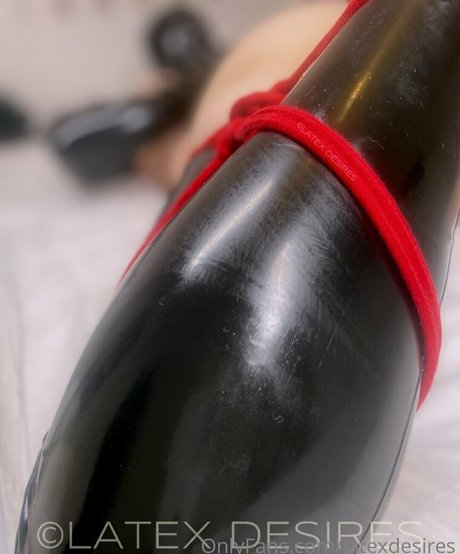 latexdesires エロティックモデル 画像