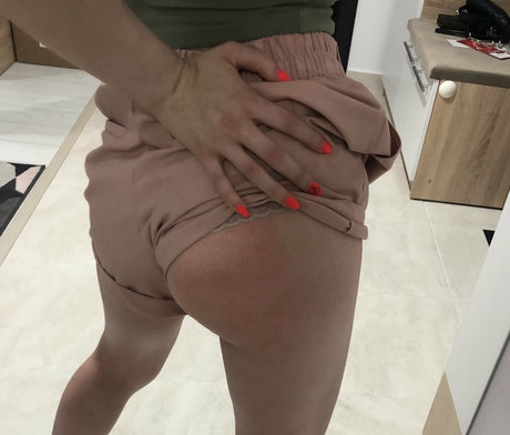 aalexaandraa ヌードモデル 画像