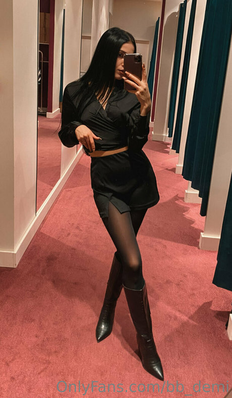 bb demi ポルノモデル 写真