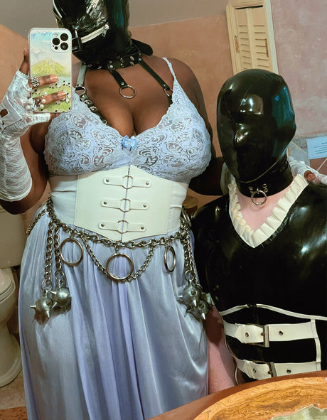 nymphenchantress ポルノスター ベスト 写真