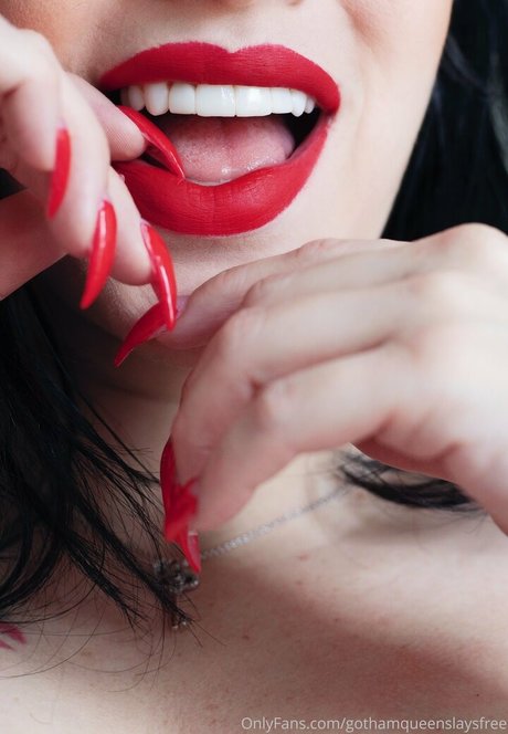 日本の女子高生OnlyFans 裸 写真