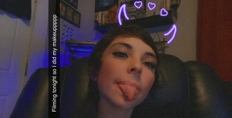 neonalice333 セクシーモデル 写真