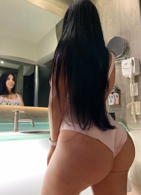 最もホットな妻OnlyFans 限定 写真