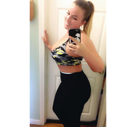 金髪クーガーオンリーファンズ パーフェクト 写真