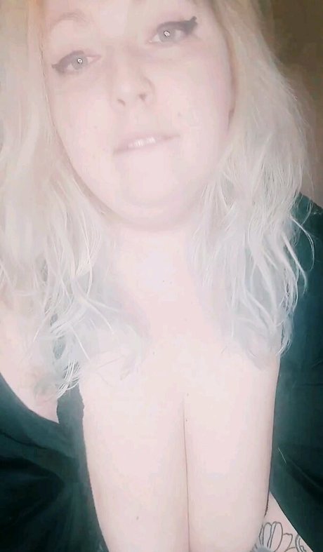 ポーグ xxx オンリーファンズ アダルト無料 写真