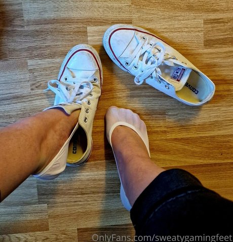 sweatygamingfeet ポルノスター エロティック 写真