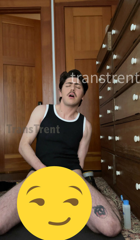 ティーンアジア人オンリーファンズ 美しい 写真