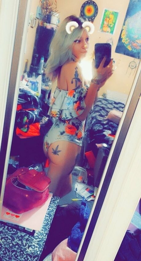 熟女メガネOnlyFans ホットセクシー 画像