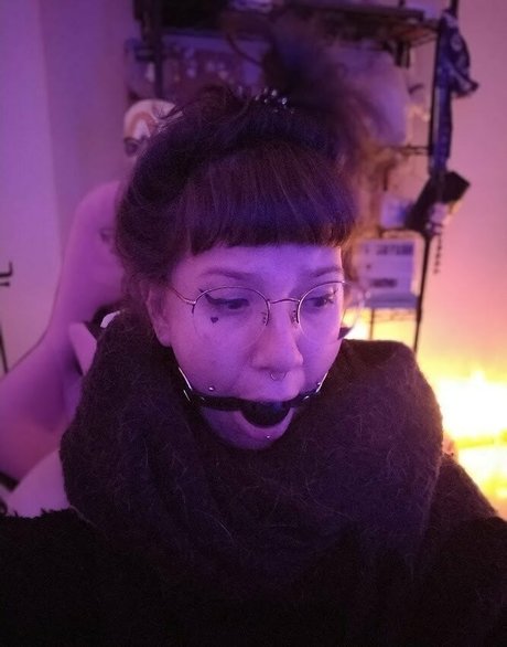 verybruta セクシーなポルノスター 写真