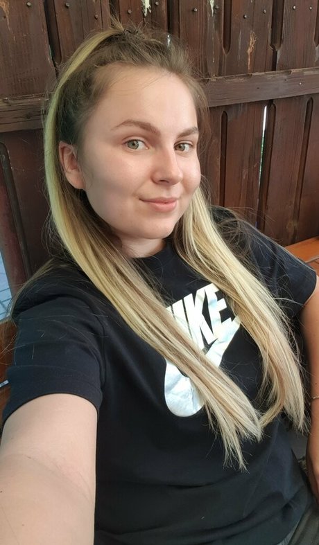 tsdelia 裸の女優 画像