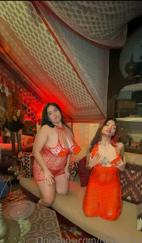 Devicartel セクシーモデル 写真