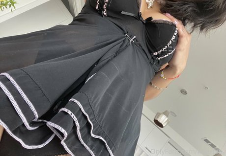 BBW パウグ オンリーファンズ 無料エロ 画像