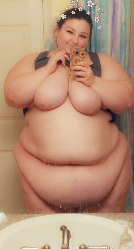 妊娠中のアジア人オンリーファンズ セックス 写真