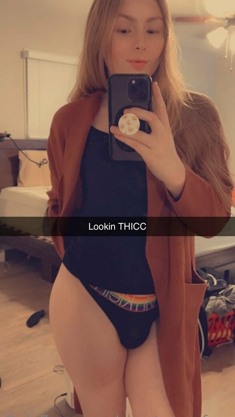 イギリスのプッシーOnlyFans パーフェクト 写真