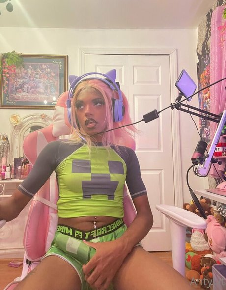 年配の熟女オンリーファンズ 美しい 写真