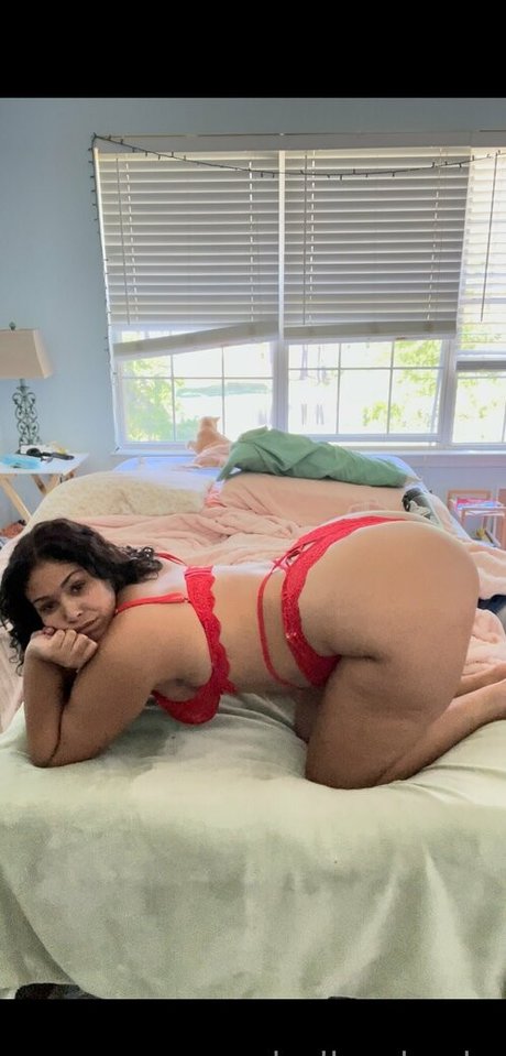 kittymaryjane エロティック女優 写真