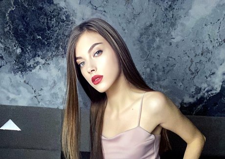 ポニーテールオンリーファンズ 可愛い アーカイブ