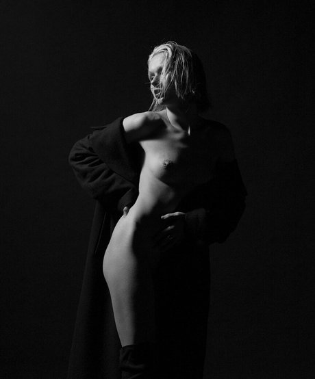 lilbiii 美しいモデル 写真