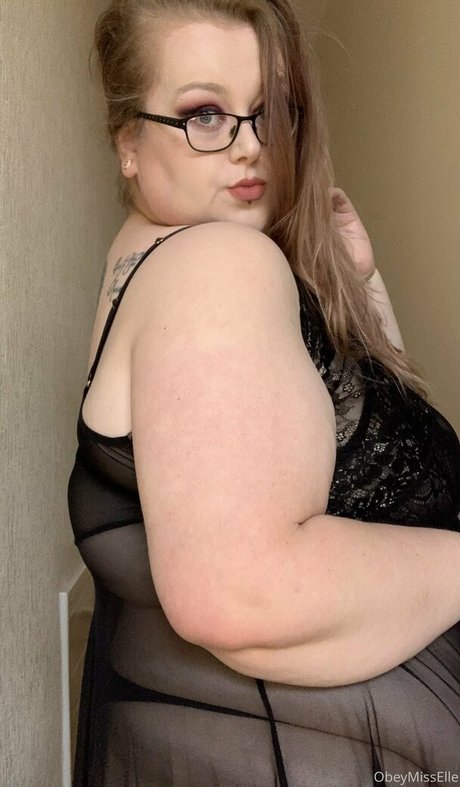 ティーン乱交OnlyFans エロチック ギャラリー