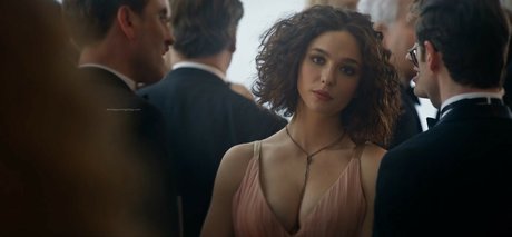 Matilda De Angelis 裸のモデル 写真