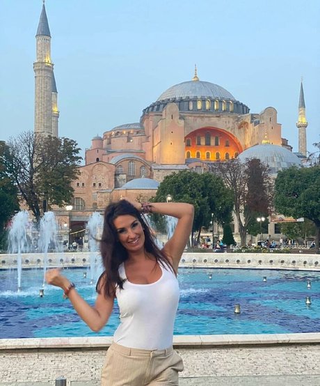 ピアス乳首オンリーファンズ えろた 写真