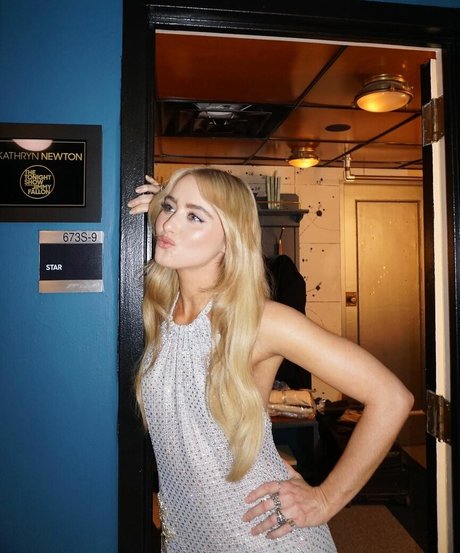 Kathryn Newton 無料のスター 画像