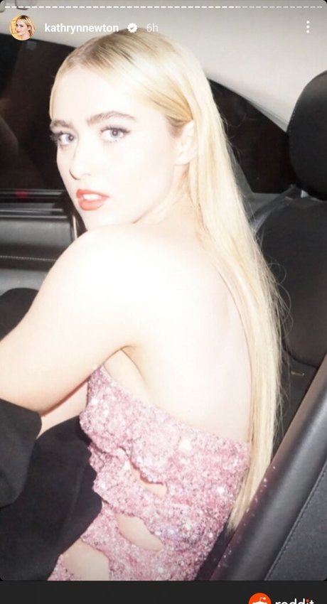 Kathryn Newton ヌードのポルノスター 画像