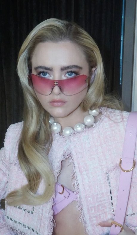 Kathryn Newton 高品質モデル 写真