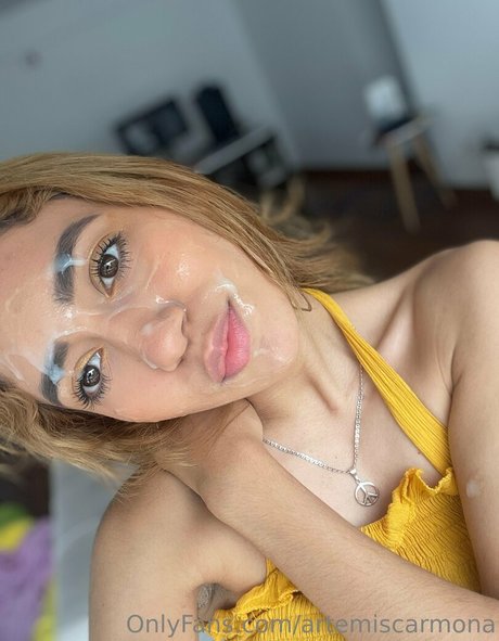 artemiscarmona ポルノスター 可愛い 写真