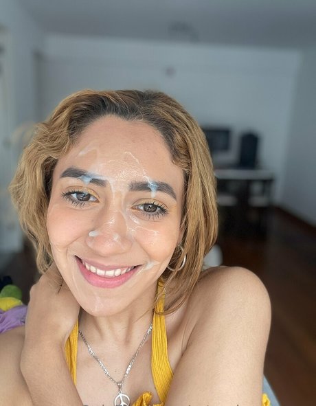 artemiscarmona かわいいスター ギャラリー