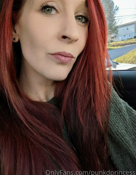 ぽっちゃり黒人OnlyFans ポルノ 画像