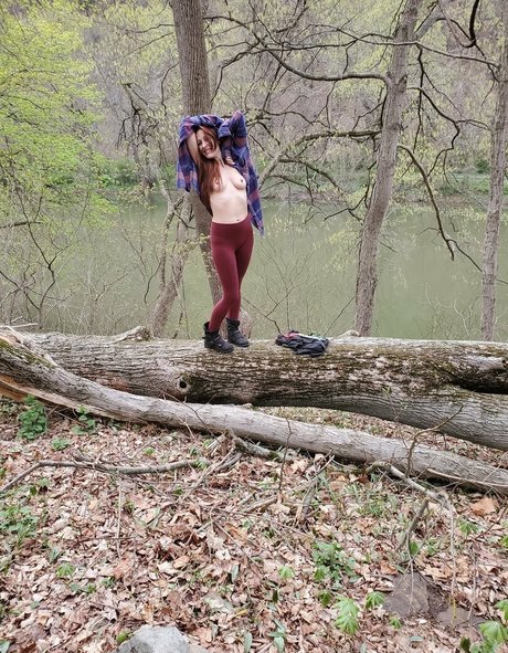 黒檀の猫オンリーファンズ セクシーヌード 画像