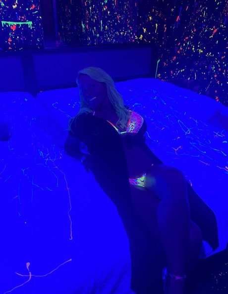 大きなクリトリスオンリーファンズ ホットセクシー 写真