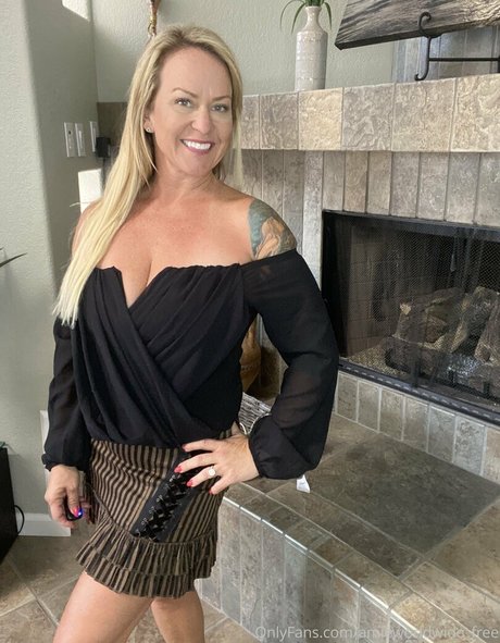 厚い黒檀オンリーファンズ 美しい 写真