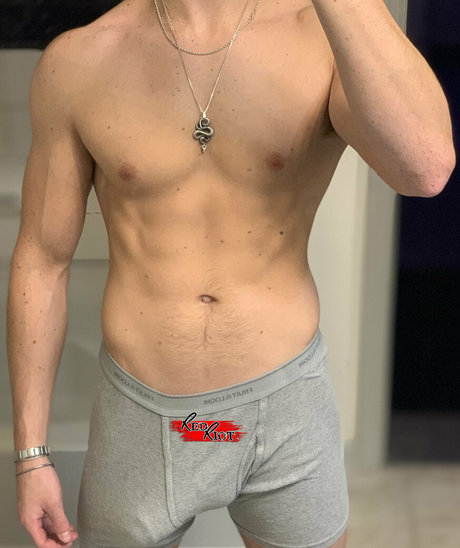 redriotfree トップポルノスター 写真