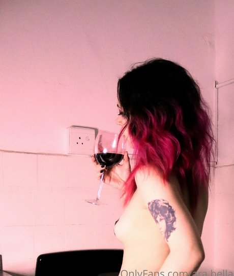 赤毛のソロOnlyFans アートポルノ 画像