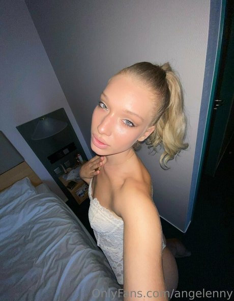 nestygirl ポルノスター ヌード 写真