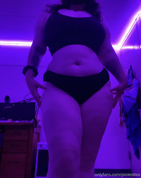 黒人フェムボーイオンリーファンズ ヌード ギャラリー