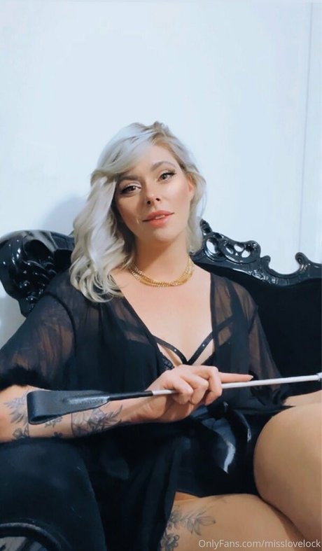 OnlyFansの交換 無料ヌード アーカイブ