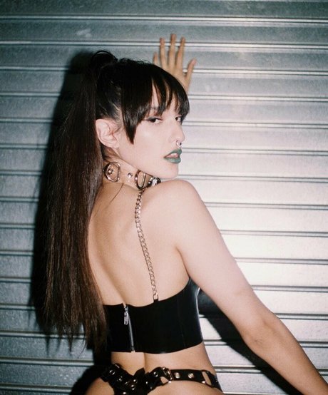 sadsamo かわいいモデル 画像