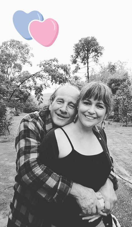 ハンズオンリーファン アダルト 写真