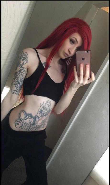 Georgia Taylor ポルノスター ヌード 画像