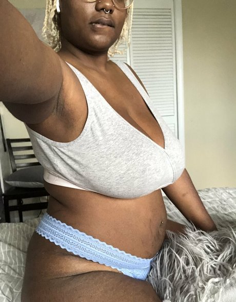 ティーンランジェリーOnlyFans ホットヌード 写真