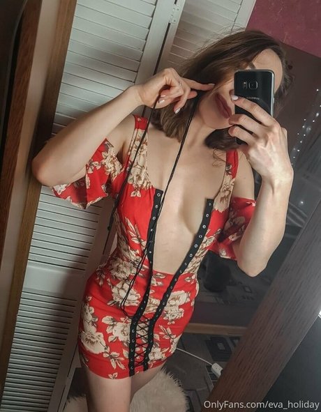 義母オンリーファンズ アート裸 写真